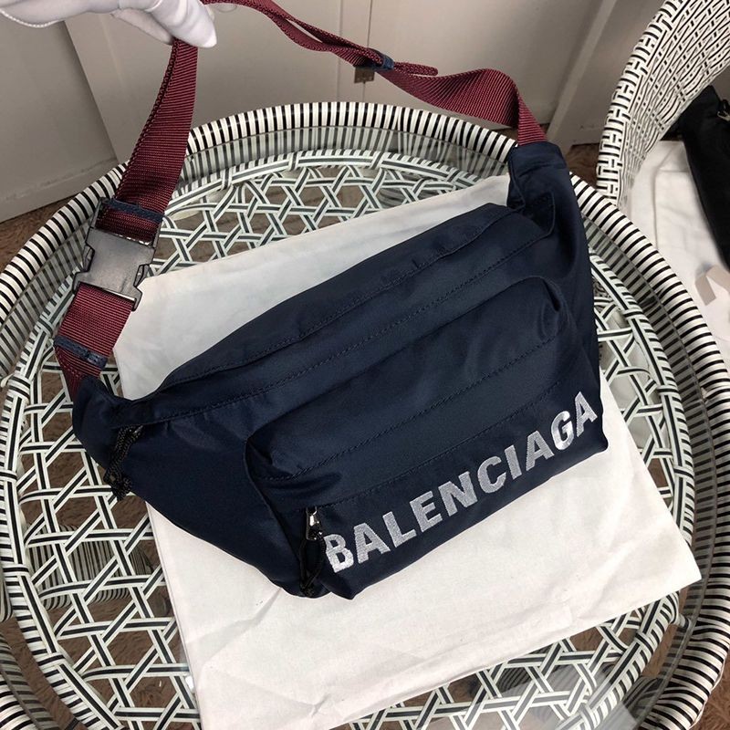 世界中で大人気♪バレンシアガ ボディバッグ コピー/ベルトバッグ/WHEEL BELTPACK メンズ baa69095激安送料無料