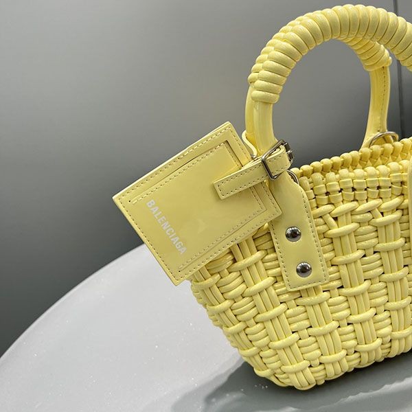 バレンシアガ★Bistro Bucket Bag コピービストロバケットバッグ bac04215人気