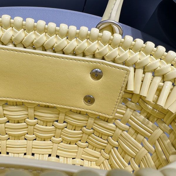 バレンシアガ★Bistro Bucket Bag コピービストロバケットバッグ bac04215N級品