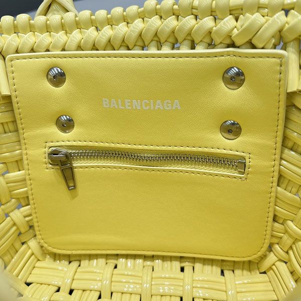 バレンシアガ★Bistro Bucket Bag コピービストロバケットバッグ bac04215代引きを販売