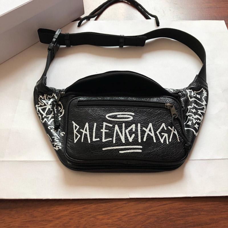 セール新作 バレンシアガ ウエストポーチエブリデイ スーパーコピー bae01996代引きを販売