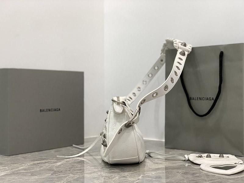 限定希少【アウトレット】バレンシアガ☆クラシックNanoシティバッグ bag22651通販