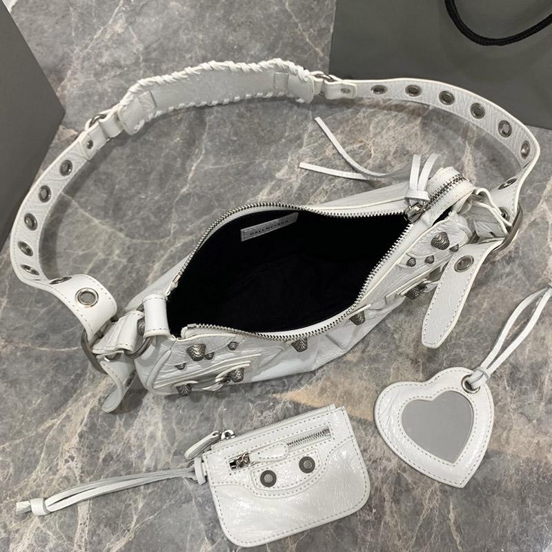 限定希少【アウトレット】バレンシアガ☆クラシックNanoシティバッグ bag22651代引きを販売
