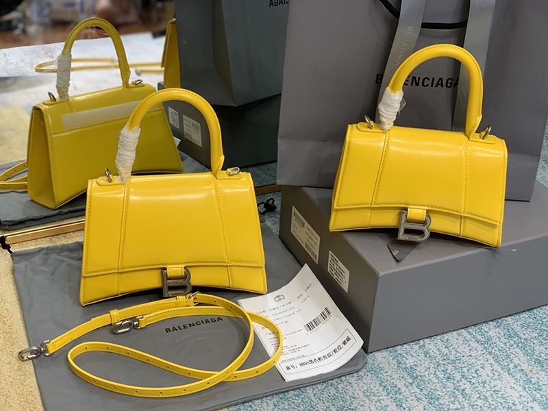 ☆超人気☆バレンシアガ スーパーコピー アワーグラス トップ ハンドル バッグ bag80710100%安全に到着