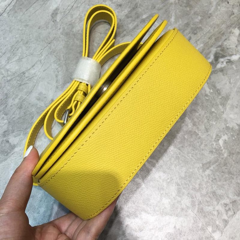 大人気！新色☆希少 バレンシアガ ショルダーバッグ コピーカメラバッグ bag83787高い品質