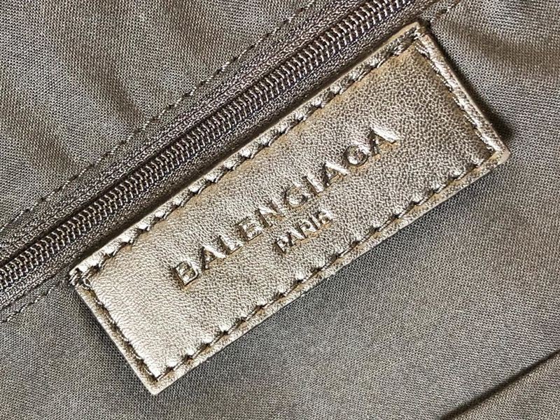 バレンシアガ リュック 偽物/リュックサック/ウィール バックパック bai51262品質保証