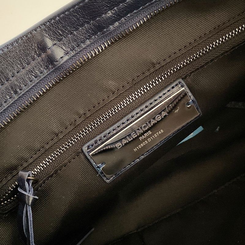 日本未入荷バレンシアガ☆クラシック シティバッグ コピー☆ネイビーブルー baj11263代引きを販売
