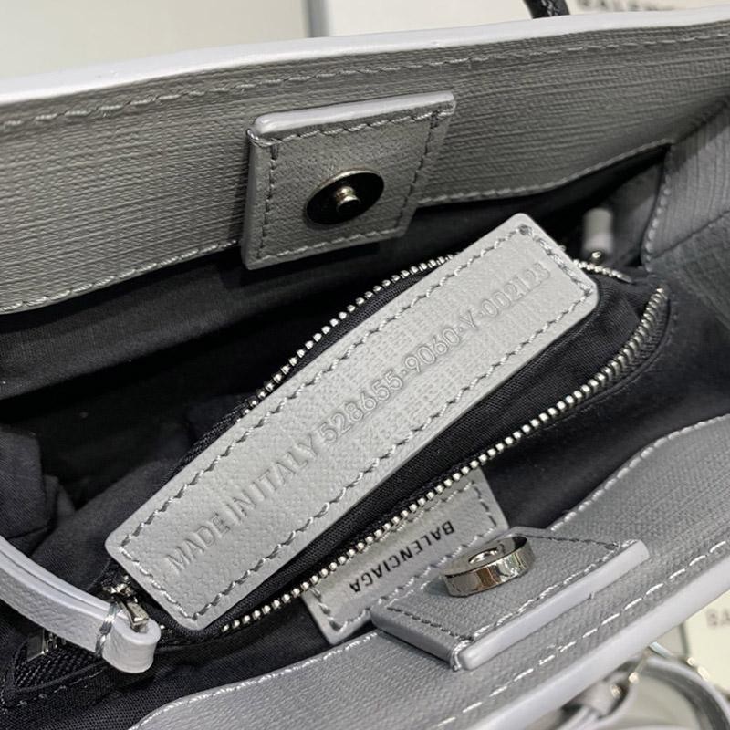 バレンシアガ トート エブリデイトートXSサイズ baq12452代引きを販売