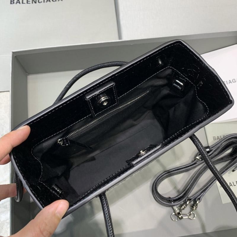 日本未入荷 バレンシアガ トート エブリデイトートXSサイズ bar48551最高級