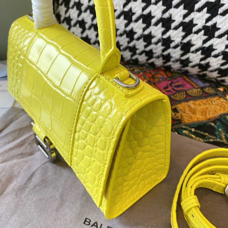 希少色バレンシアガ 偽物 クロコダイル型押し*HOURGLASS ハンドルバッグ bar75339人気