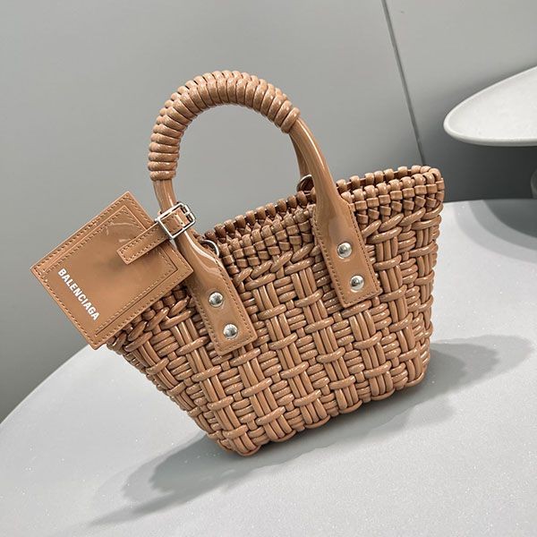 一目惚れ♪バレンシアガ★Bistro Bucket Bag　ビストロバケットバッグ 偽物 bav63091人気
