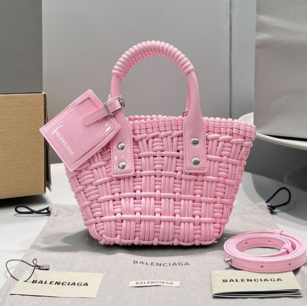 大人気!!新色 バレンシアガ★Bistro Bucket Bagビストロバケットバッグ コピー bay32784