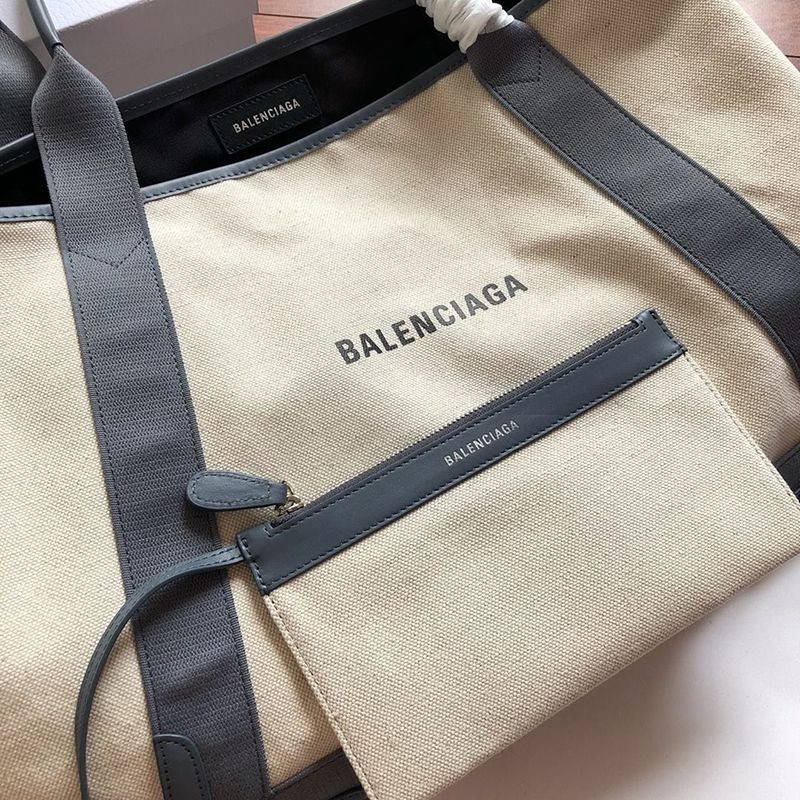 【即発】バレンシアガ スーパーコピー ネイビーカバ M マザーズバッグ グレー baz25406最高級