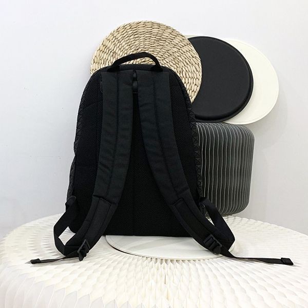 100%実物写真バオバオイッセイミヤケ バックパック 2size 偽物 bag41172激安送料無料