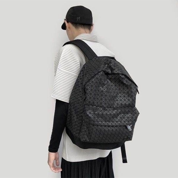 100%実物写真バオバオイッセイミヤケ バックパック 2size 偽物 bag41172人気