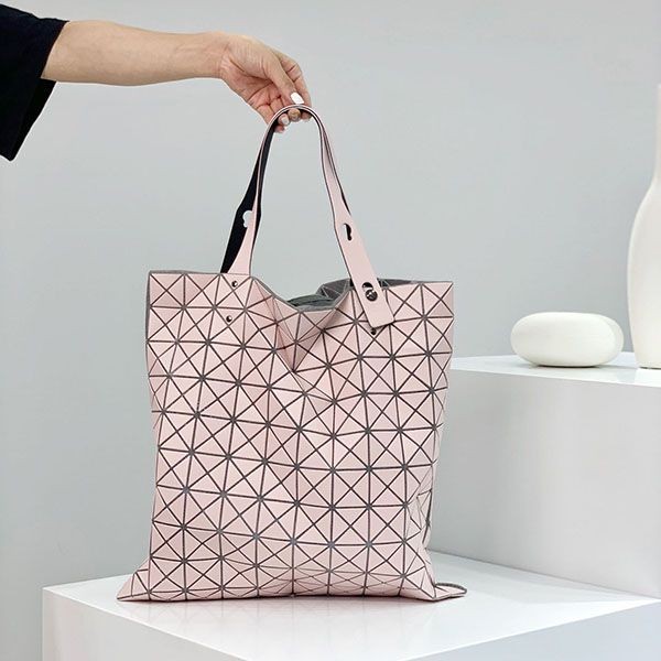 【BAOBAO ISSEY MIYAKE】クロスボディバック 偽物 bal07497激安送料無料