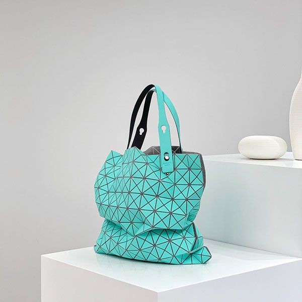 【BAOBAO ISSEY MIYAKE】クロスボディバック コピー bar47824高い品質