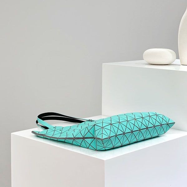 【BAOBAO ISSEY MIYAKE】クロスボディバック コピー bar47824人気
