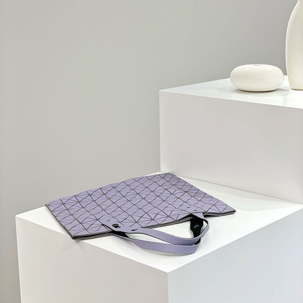 ☆超人気☆BAOBAO ISSEY MIYAKE クロスボディバック偽物 bau16668最高級