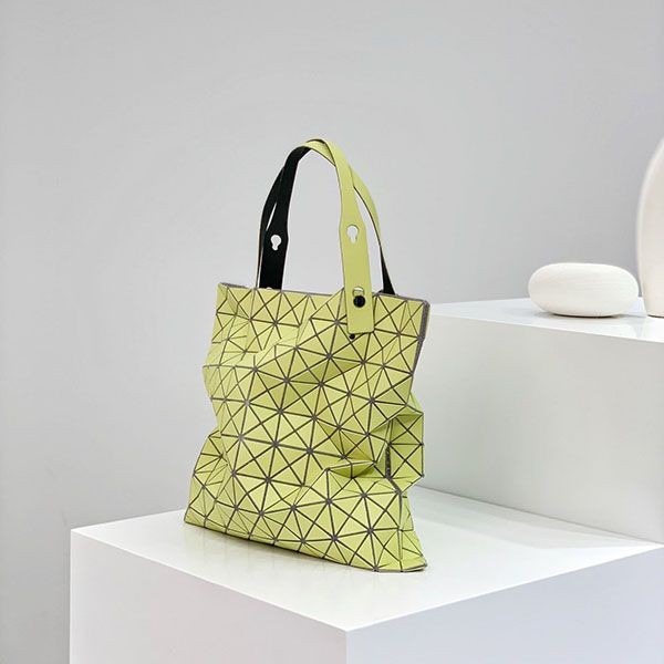 BAOBAO ISSEY MIYAKE スーパーコピークロスボディバック baz16319高い品質
