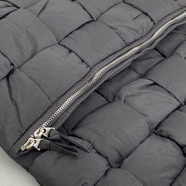 ボッテガヴェネタ ザ ・パデッド カセット バックパック コピー ナイロン 628955VBO819674N級品