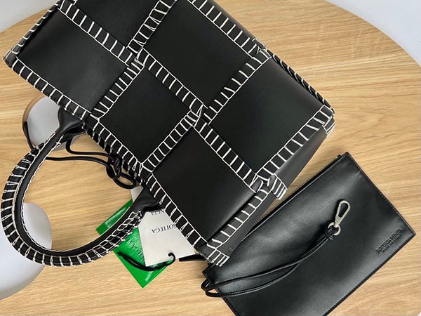 《大人気》ボッテガヴェネタ アルコ コピー トートARCO TOTE bom56825人気