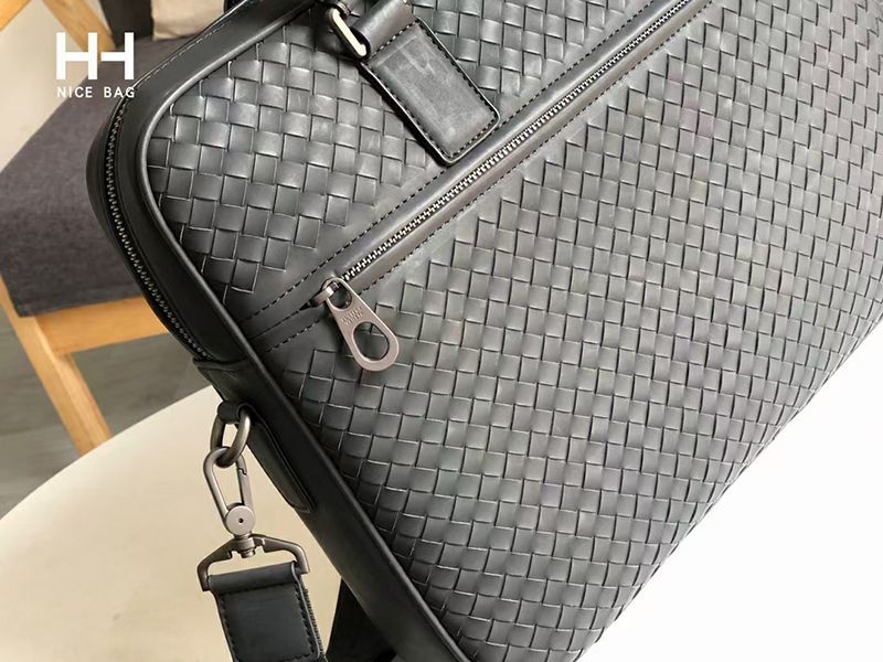 追跡付き発送ボッテガヴェネタ クラシック・イントレチャート 偽物 ブリーフケース 2way bop49258最高級