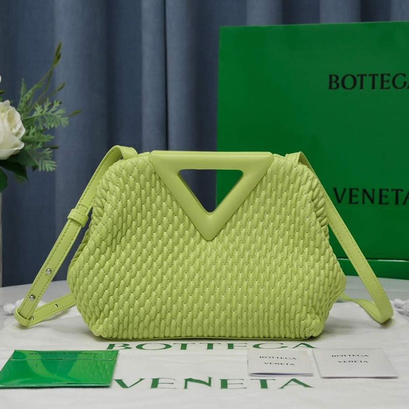 秋冬新作ボッテガヴェネタ 偽物 ポイント トップハンドルスモールバッグ bos18067通販