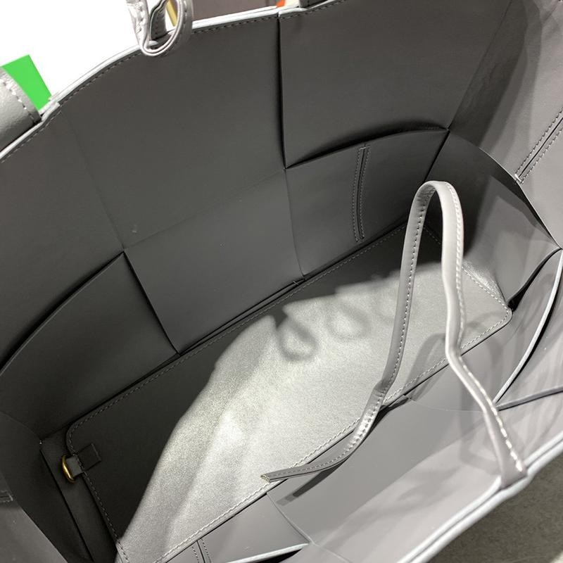 21AW新作ボッテガヴェネタ ザアルコ トート 偽物 サンダー box91317最高級