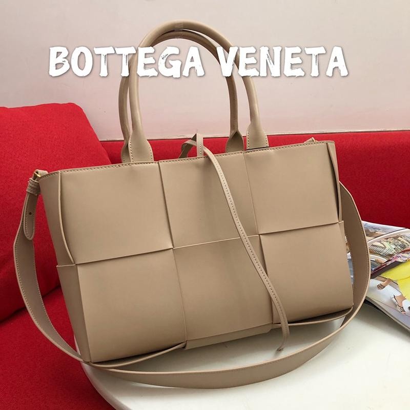 ★関税/送料込★ボッテガヴェネタ ザアルコ トート スーパーコピー ヴァニラ boz70563激安送料無料