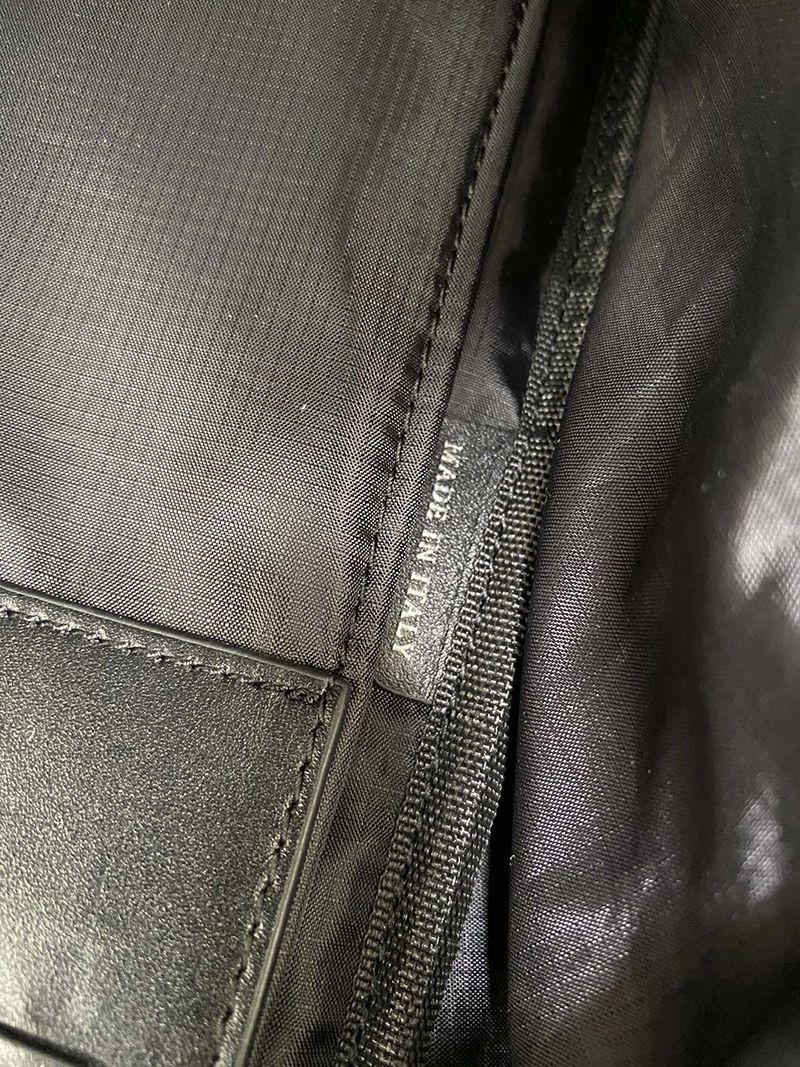 大人気！オシャレ万能☆バーバリー☆ラージネヴィス バックパック偽物 80235691N級品