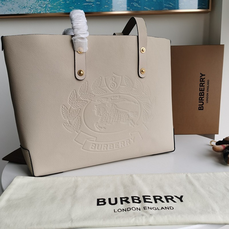 ★日本!!人気！バーバリー トートバッグ スーパーコピー SM TOTE Bab64289通販