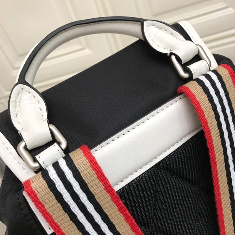 争奪戦バーバリー Rucksack リュック コピー サック バックパック Bai95750最高級