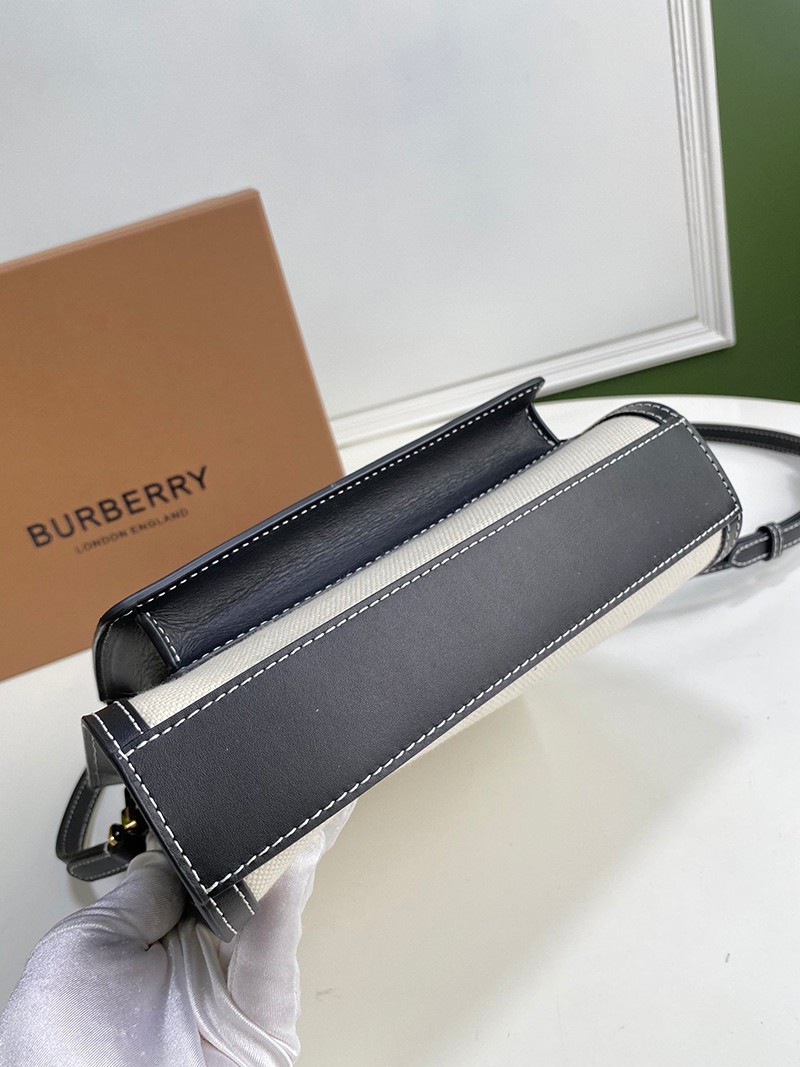 日本未入荷【バーバリー ポケットバッグ コピー】ミニ ツートン キャンバス＆レザー Baj66149N級品