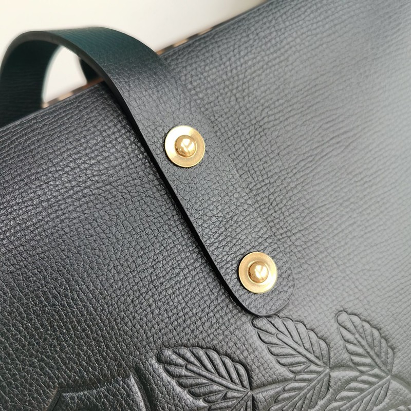 目を惹くカラー バーバリー トートバッグ スーパーコピー SM TOTE Bak78743高い品質
