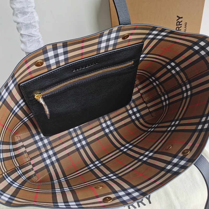 目を惹くカラー バーバリー トートバッグ スーパーコピー SM TOTE Bak78743品質保証