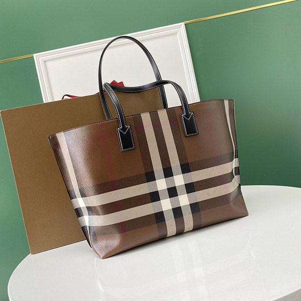 世界中で大人気♪バーバリー ミディアム チェック＆レザー トート 偽物 Bak90632通販