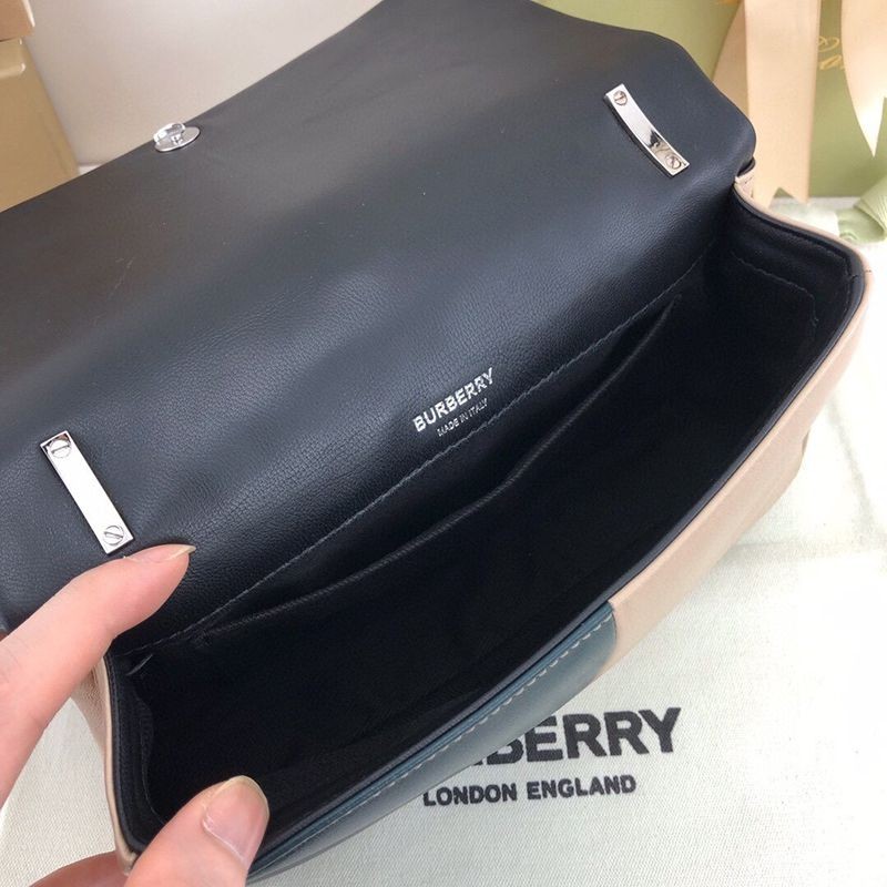 希少色バーバリー★レディース★スモール キルティングローラバッグ 偽物 Bal50906最高級