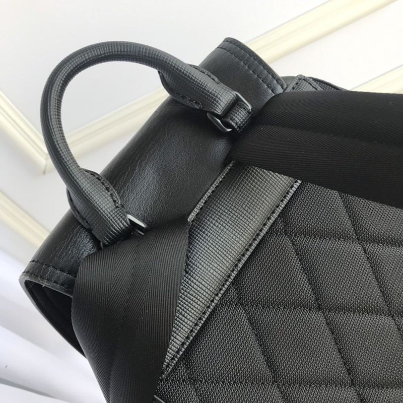 秋冬新作★バーバリー リュック 偽物★ MD RUCKSACK ナイロンバックパック Bap49743高い品質