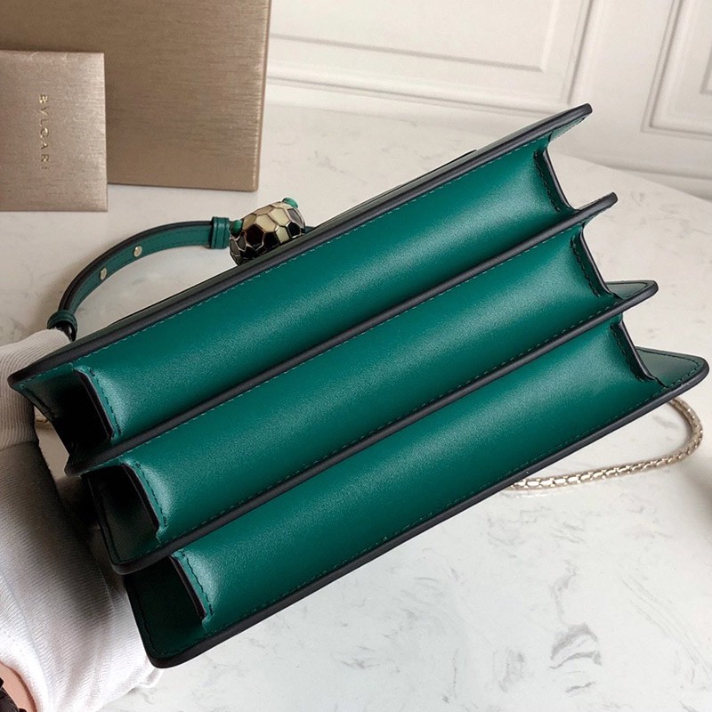 《大人気》【ブルガリ コピー】新色! SERPENTI FOREVER ナッパ ハンドバッグ Buh54789激安送料無料