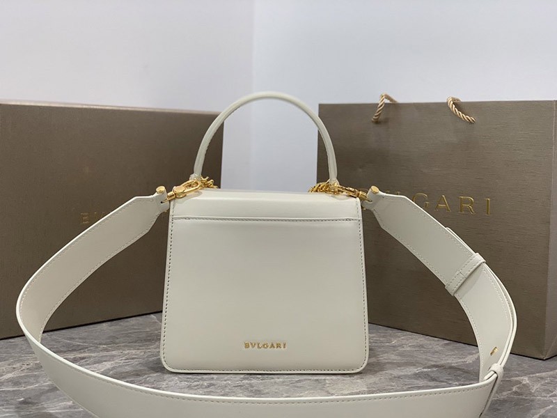 人気急上昇【ブルガリ】新色! SERPENTI FOREVER 白 ナッパ ハンドバッグ コピー Buj11725激安送料無料
