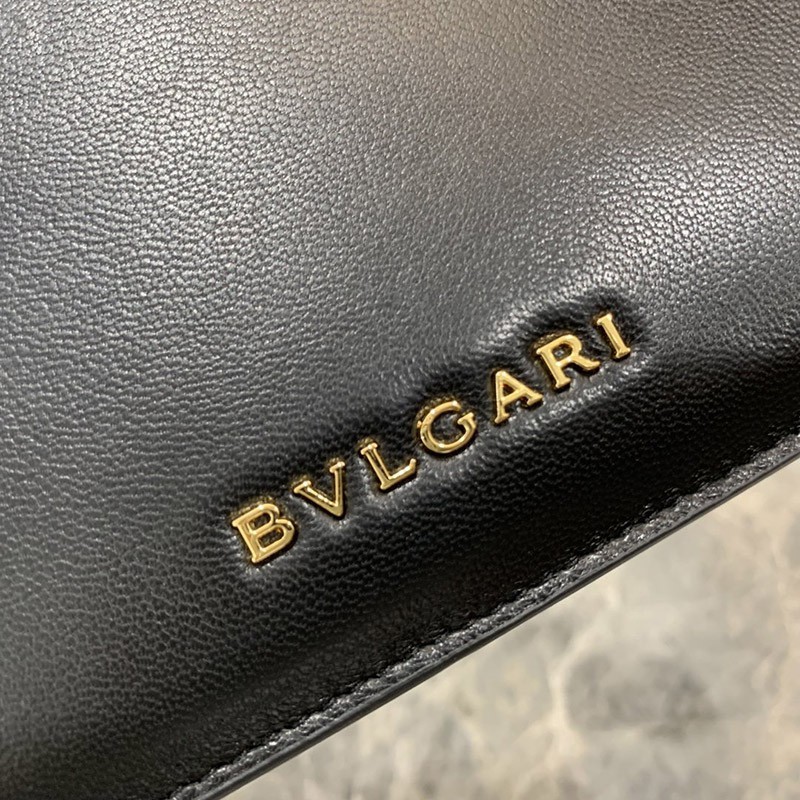 稀少【ブルガリ】新色! SERPENTI FOREVER ナッパ ハンドバッグ Buw08841最高級
