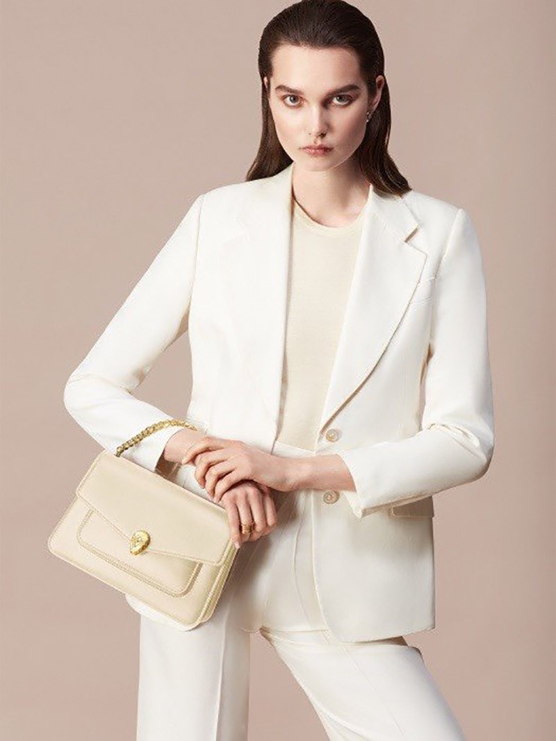送料込【ブルガリ】新色! SERPENTI FOREVER 白 ナッパ ハンドバッグ Buy87368100%安全に到着