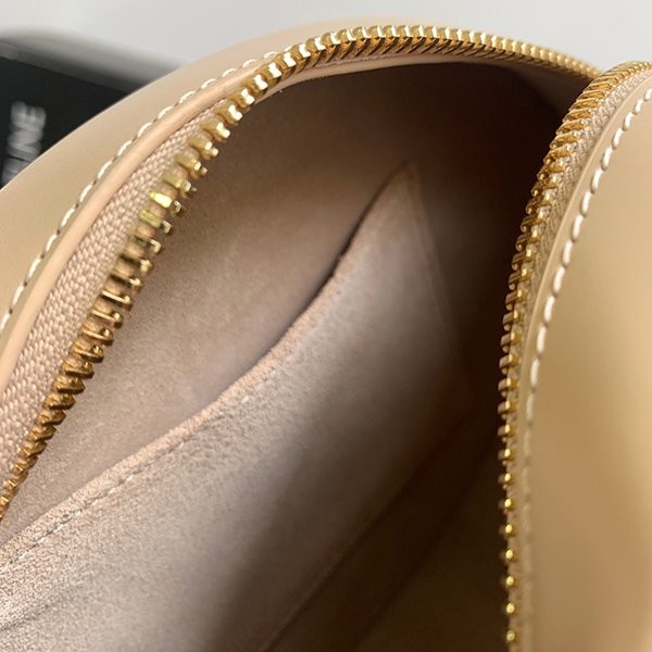 すぐ届くセリーヌ OVAL SHOULDER CLUTCH トリオンフ コピーブランド Cef35437最高級