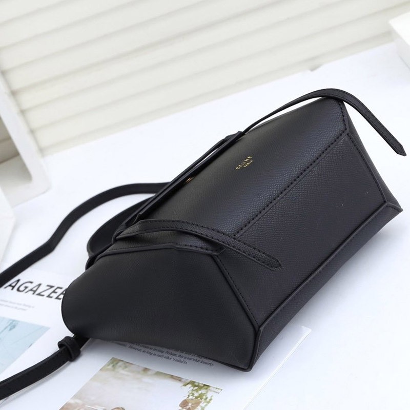 セール新作 セリーヌ ベルトバッグ コピー ナノ グレインドカーフスキン 189003ZVA32LG高い品質