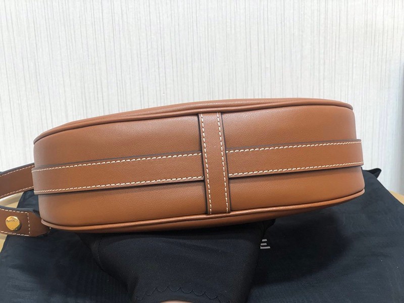 新作セリーヌ ショルダーバッグ コピー ミディアムストラップ AVA バック タン 196923DGQ04LU激安送料無料