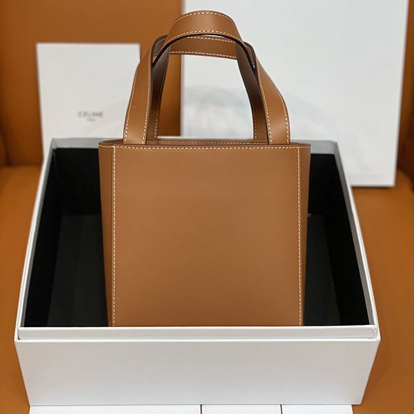 使い勝手の良さ セリーヌ トートバック 偽物 トリオンフ キャンバス タン Ceb25808高い品質