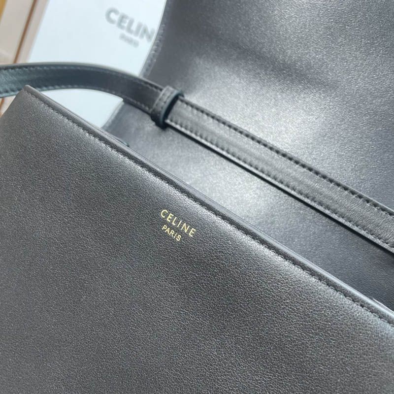 人気No1 セリーヌ 関税補償☆ ミディアムTABOUショルダー Cee16262N級品