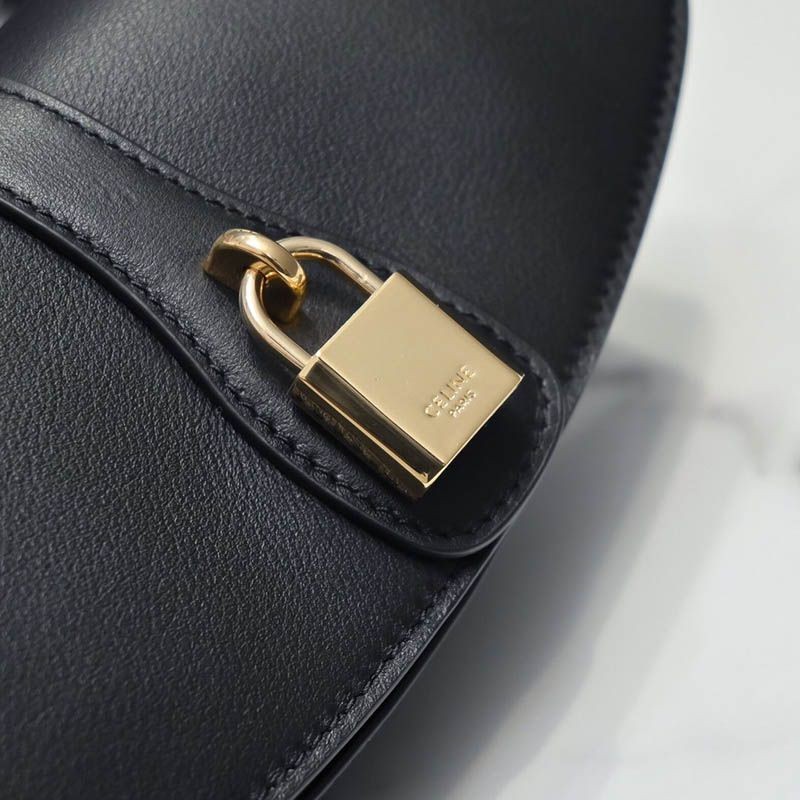 大人気！【セリーヌ】TABOU SLG タブゥ 3WAY スムースカーフスキン コピー Ceg03103N級品
