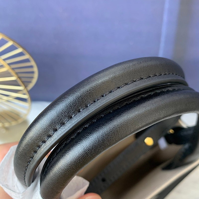 関税負担なしセリーヌ トートバッグ コピー ミニ バーティカル カバ キャンバス Cek60839最高級